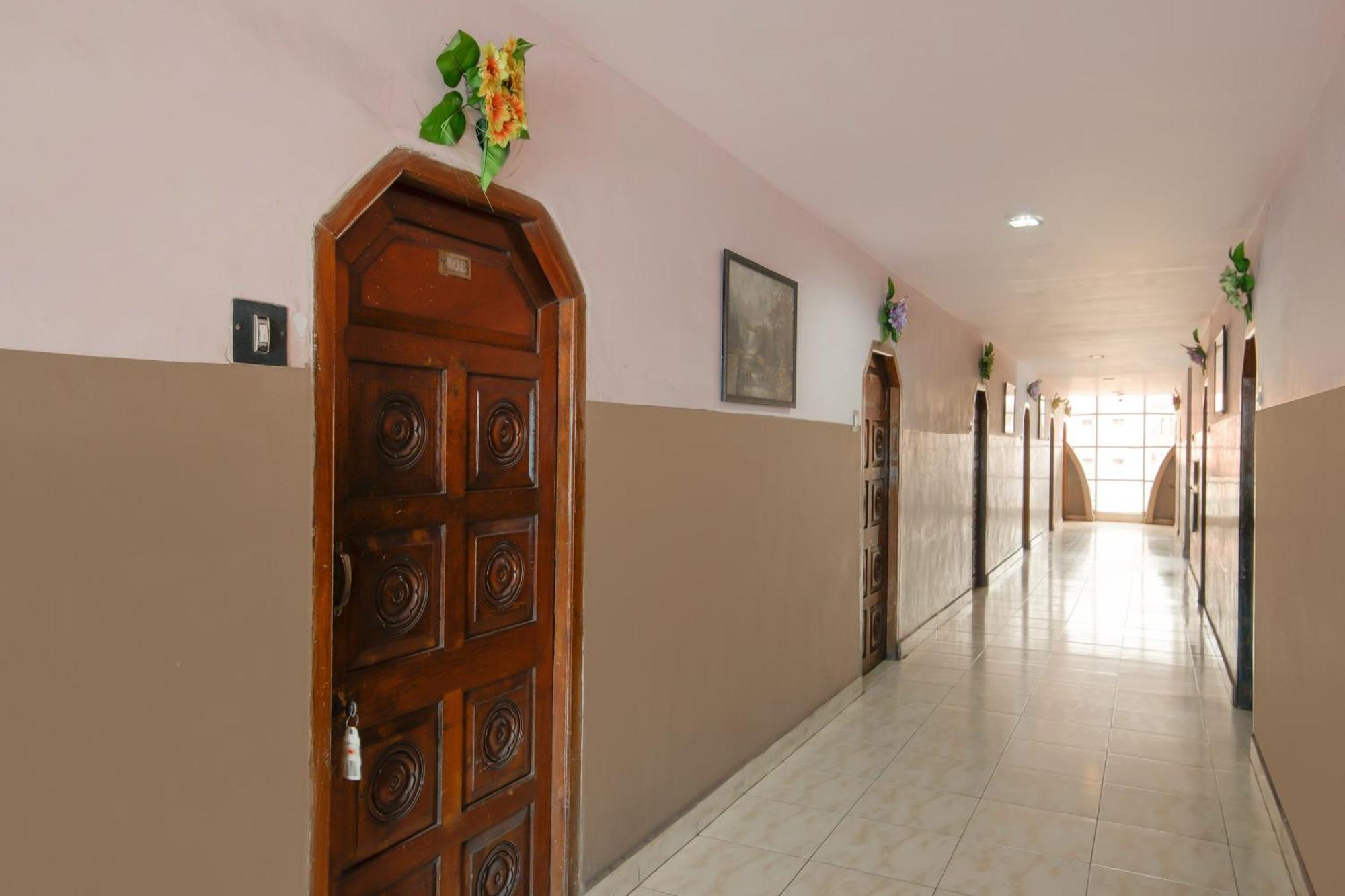 Spot On Hotel Manikanta Residency Visakhapatnam Exteriör bild