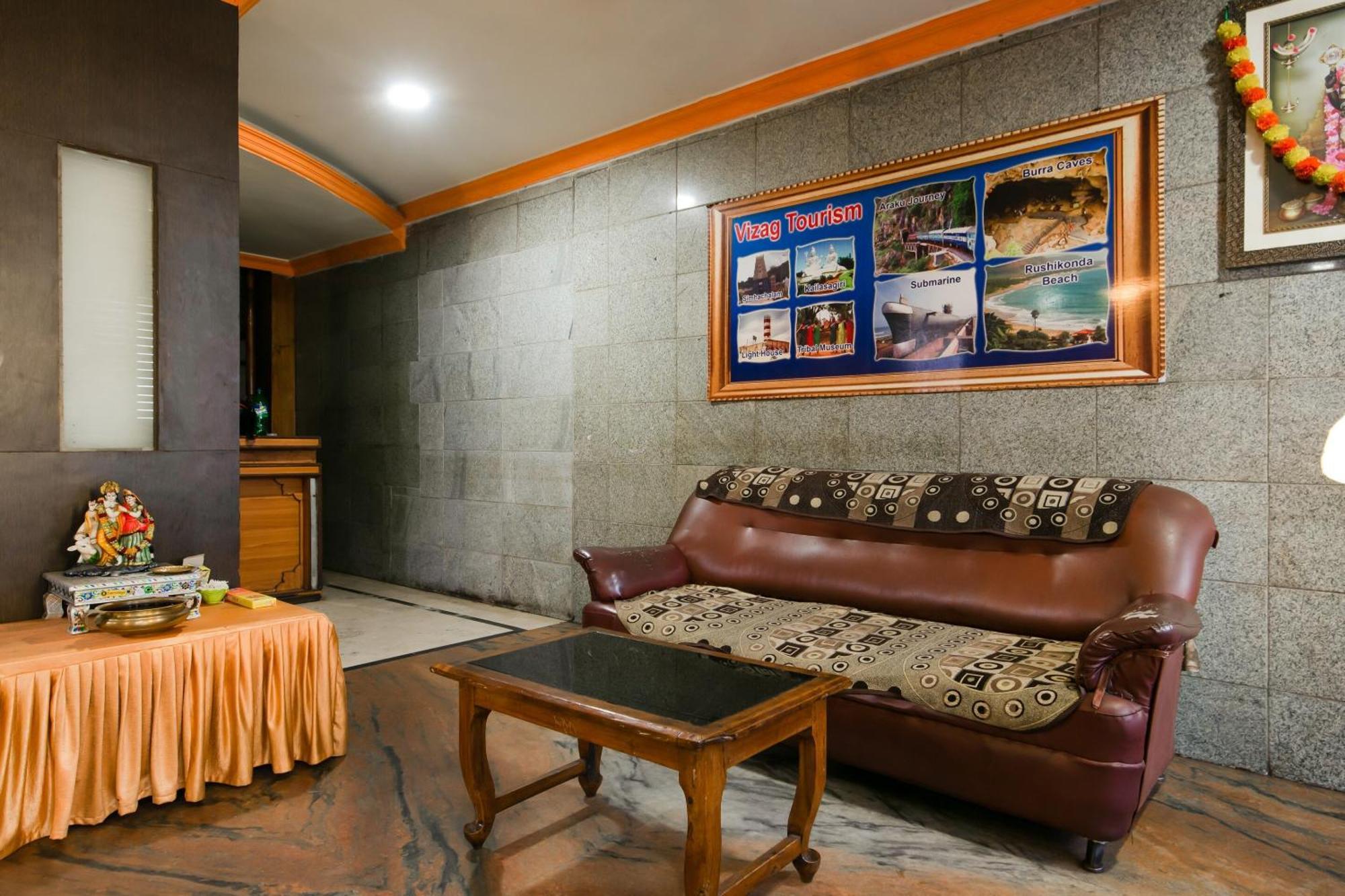 Spot On Hotel Manikanta Residency Visakhapatnam Exteriör bild