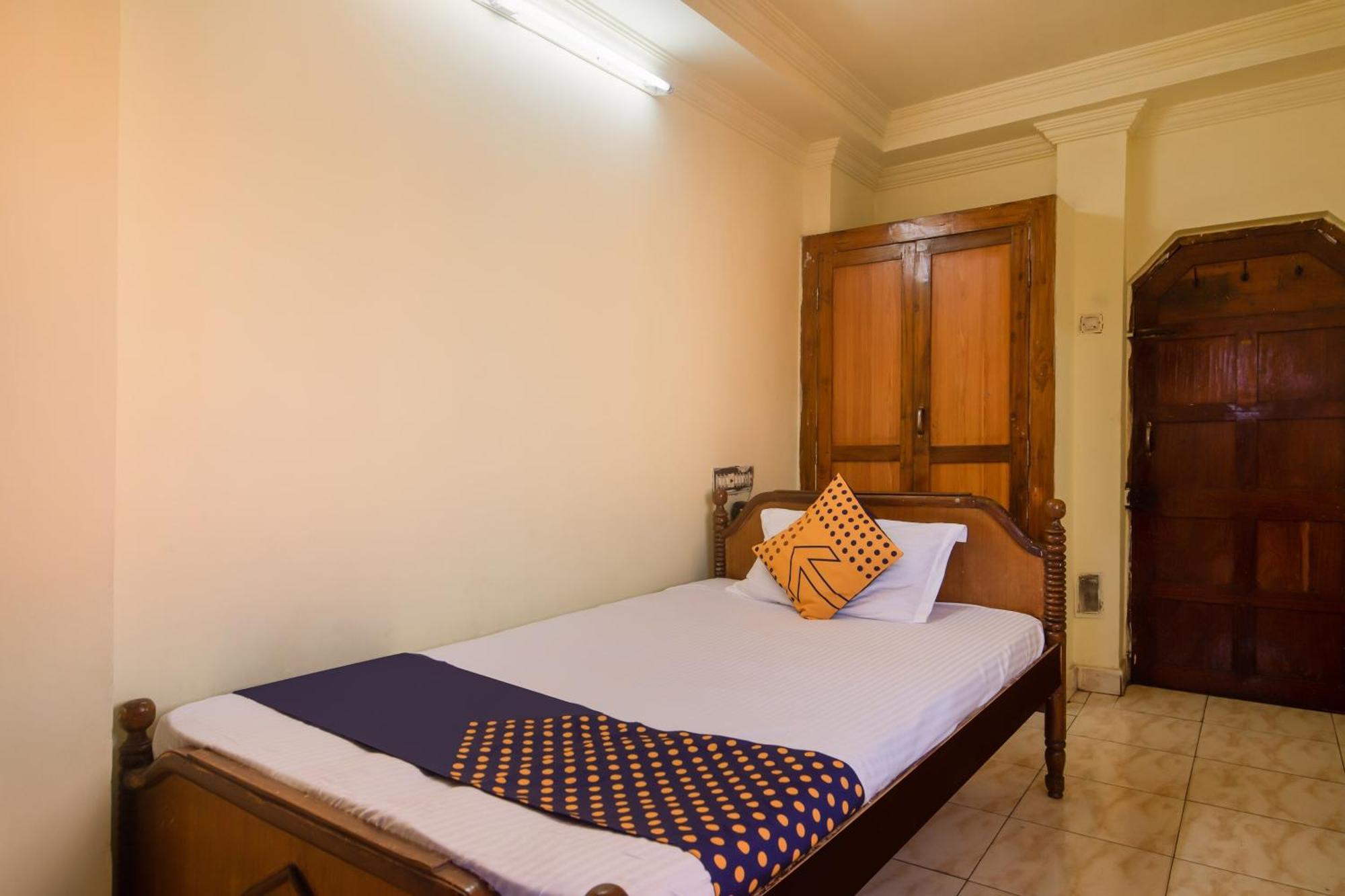 Spot On Hotel Manikanta Residency Visakhapatnam Exteriör bild